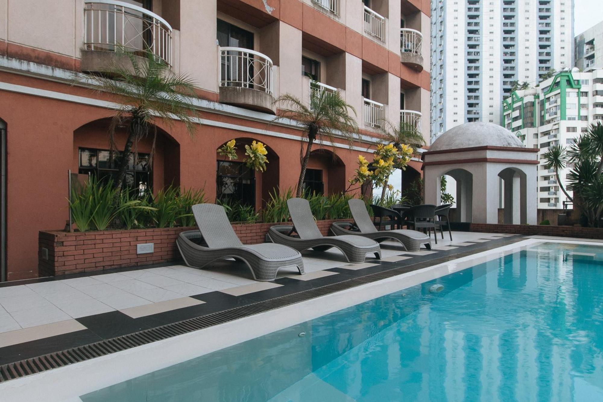 Torre Venezia Suites Quezon City Exterior foto
